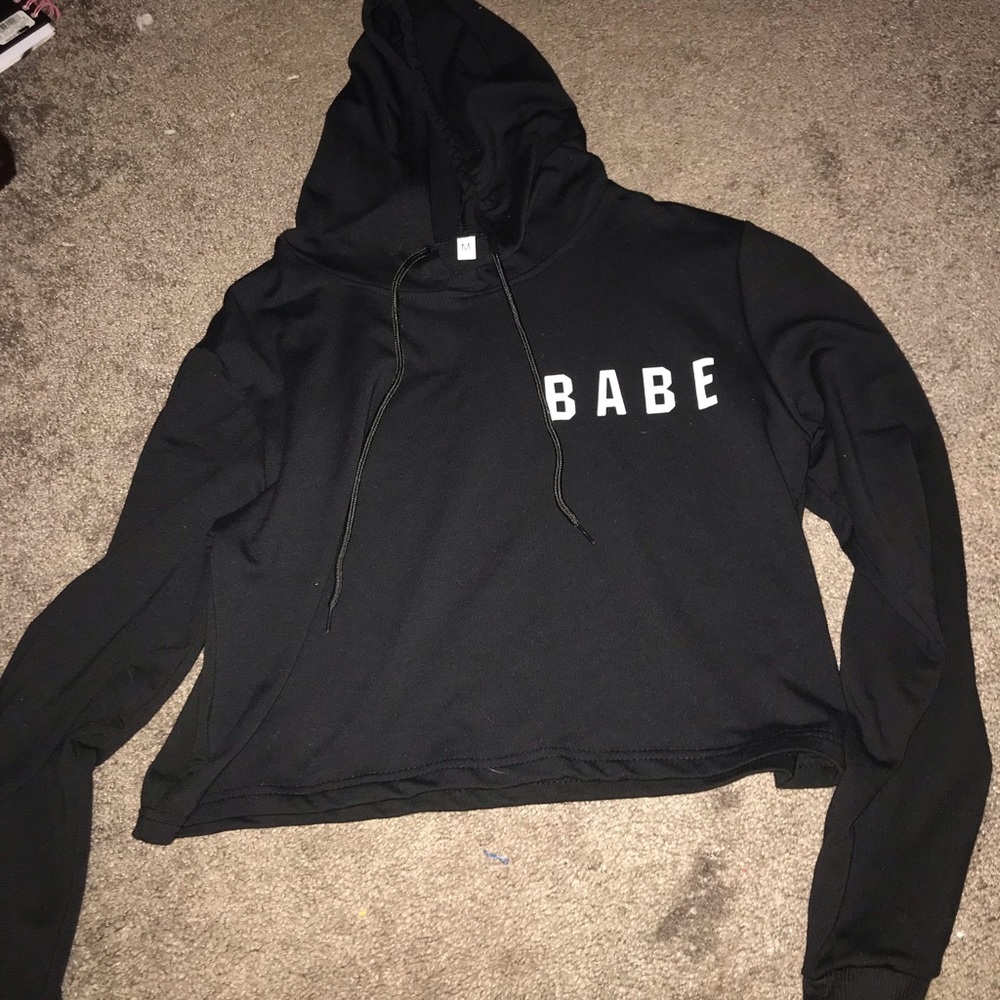 Comfy cropped sweatshirt